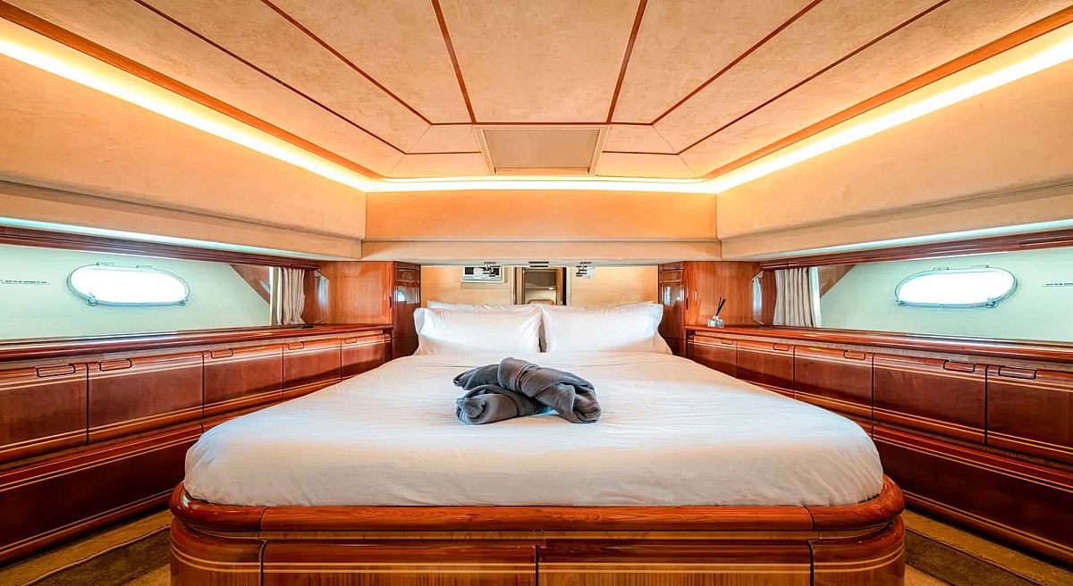 Аренда яхты Ferretti 80 Sofia на Пхукете